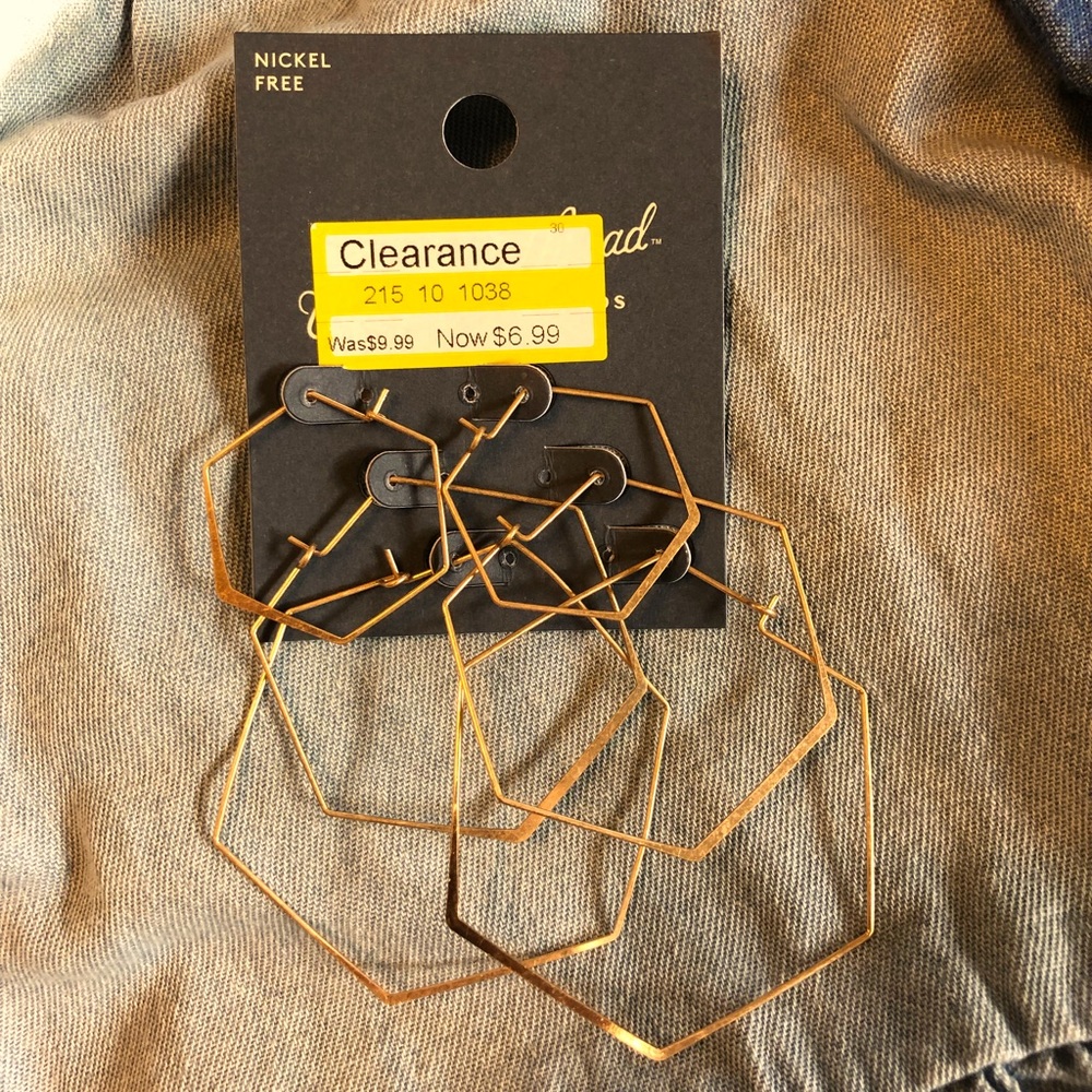*NWT* 3-Pack Hexagon Earrings!
